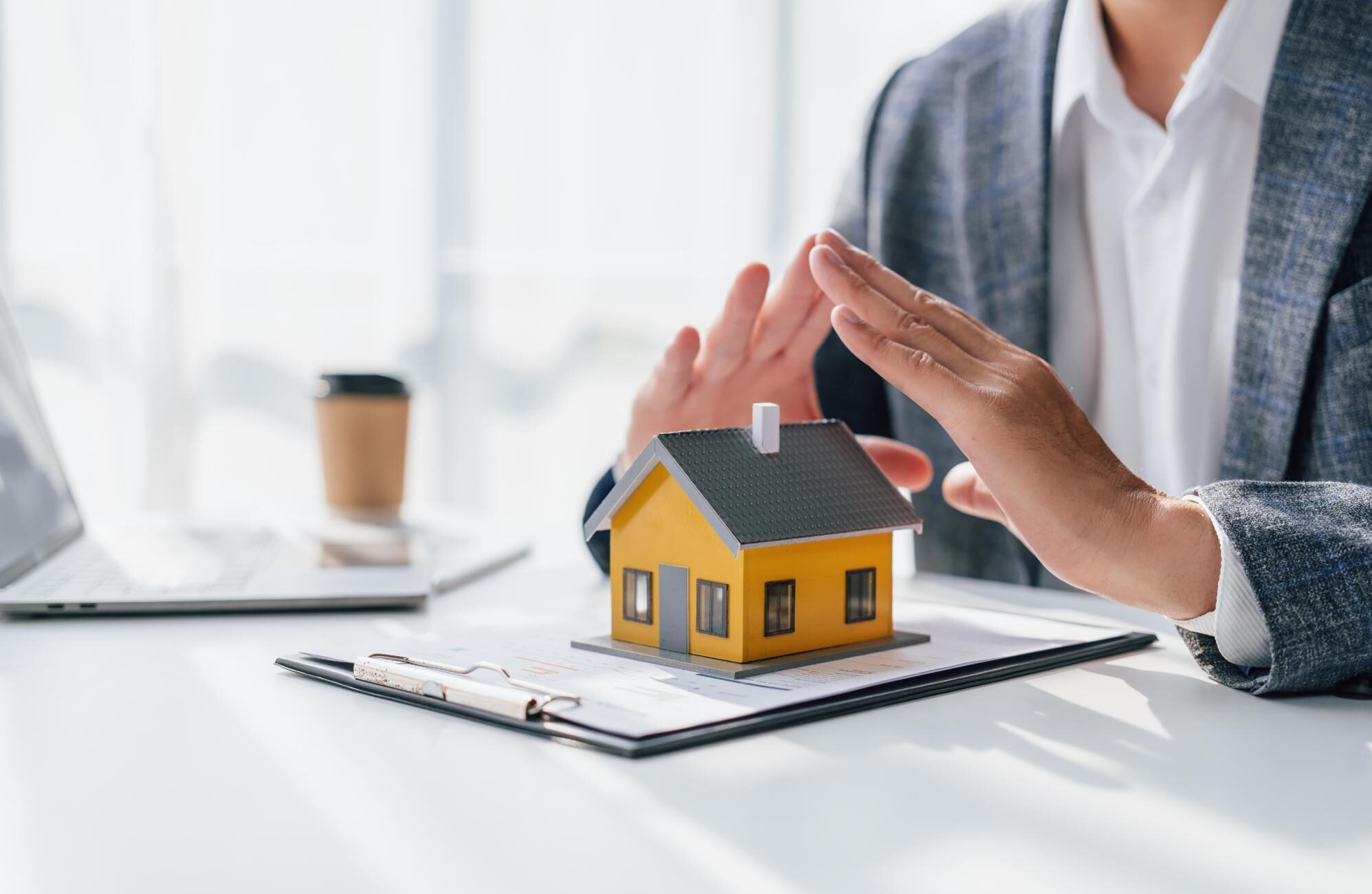assurance toit maison vent